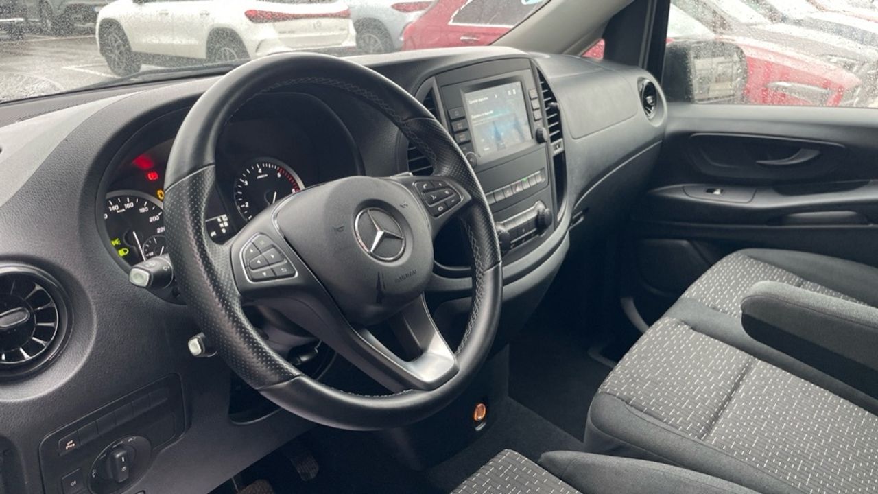 mercedes-vito-116-cdi-tourer-pro-larga-imagen-5