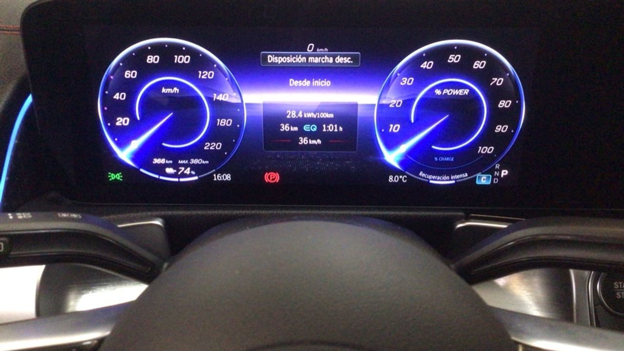 mercedes-eqb-eqb-250+-imagen-17