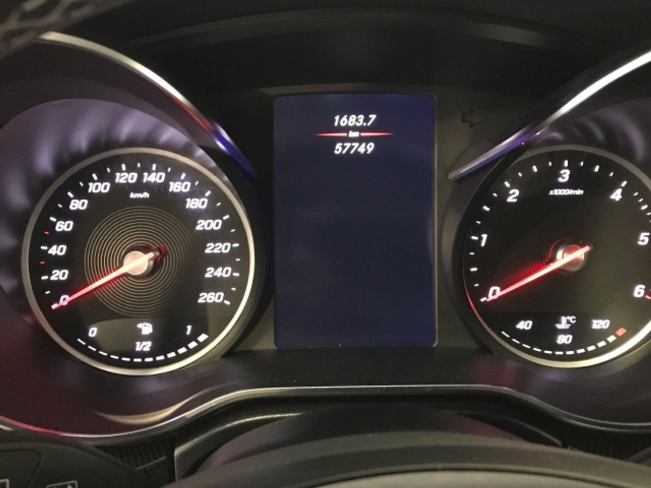 mercedes-clase-v-250d-largo-imagen-10