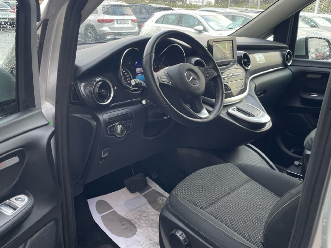 mercedes-clase-v-250d-largo-imagen-17