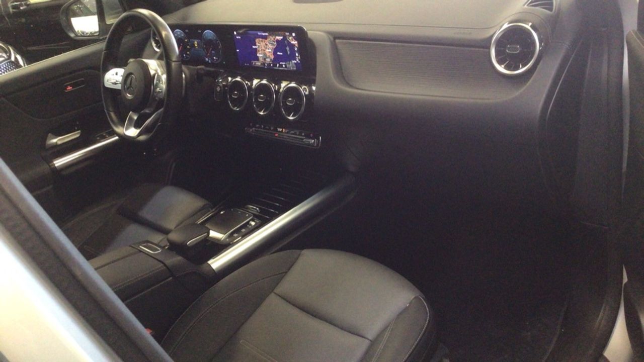 mercedes-gla-gla-250-e-imagen-9