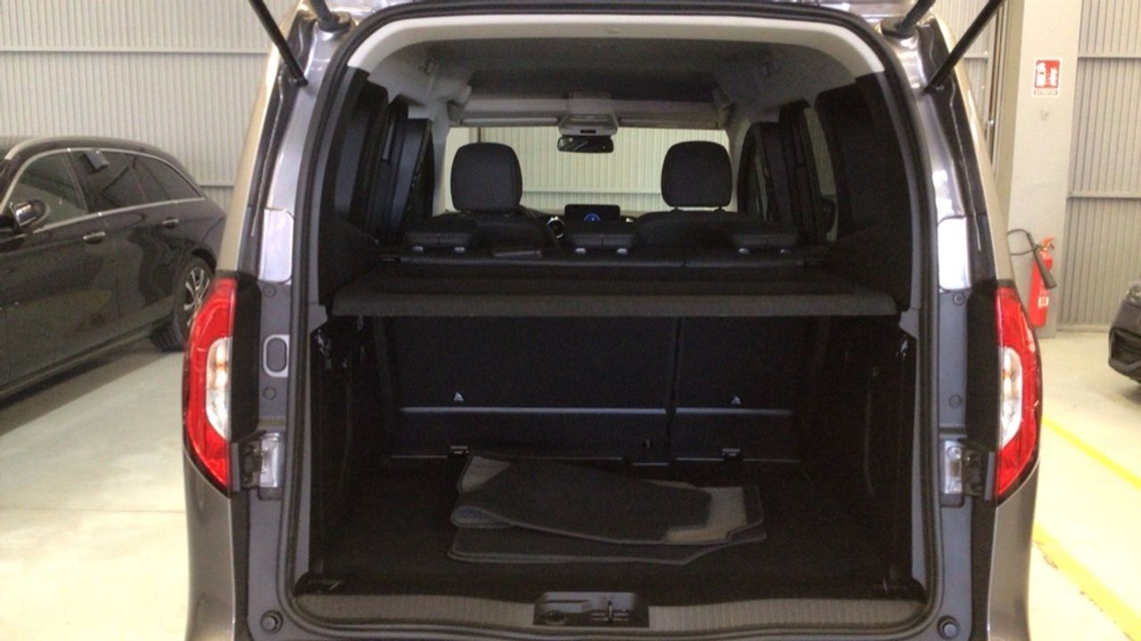 mercedes-clase-t-180d-standard-imagen-27