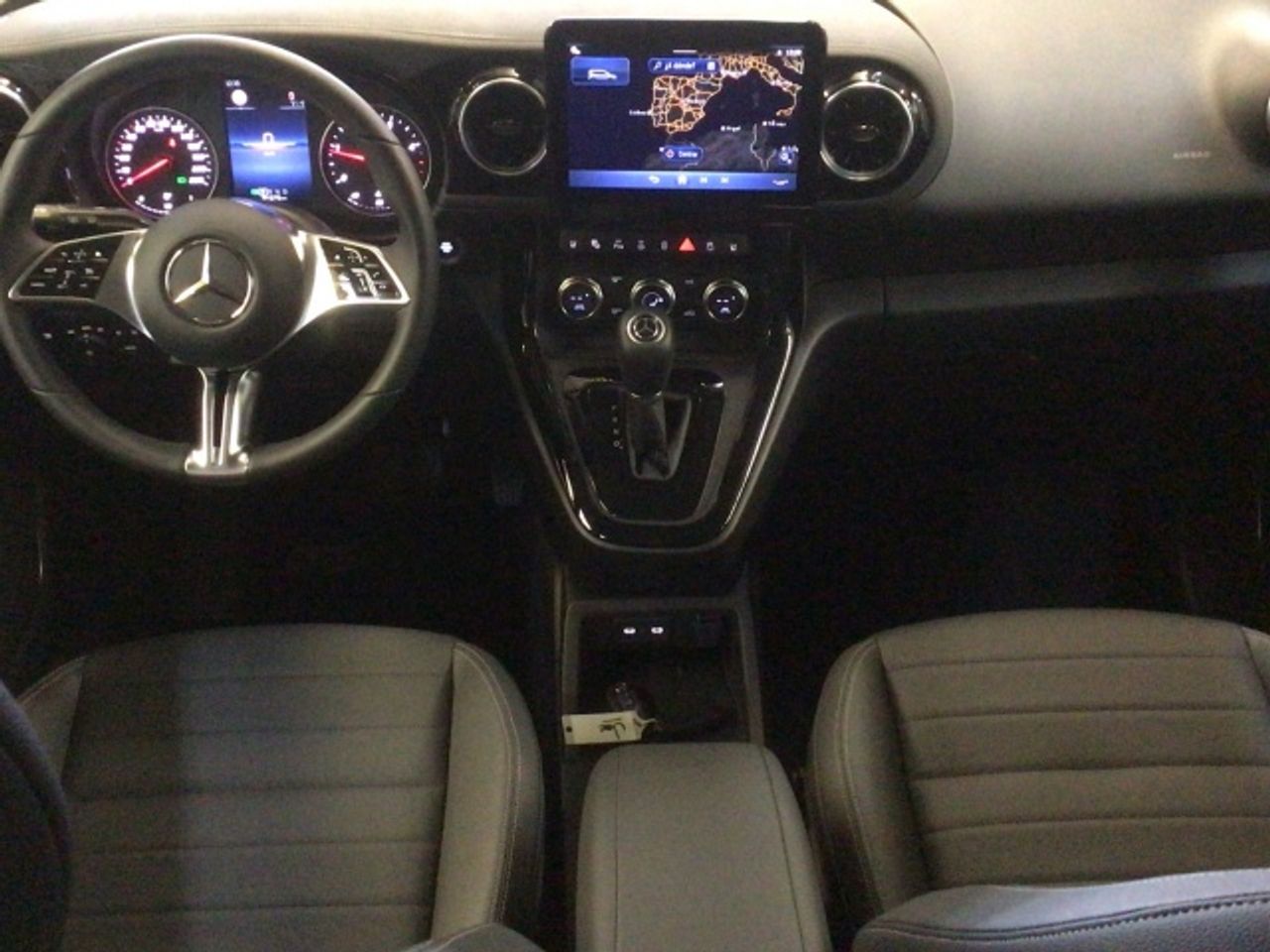 mercedes-clase-t-180d-standard-imagen-7