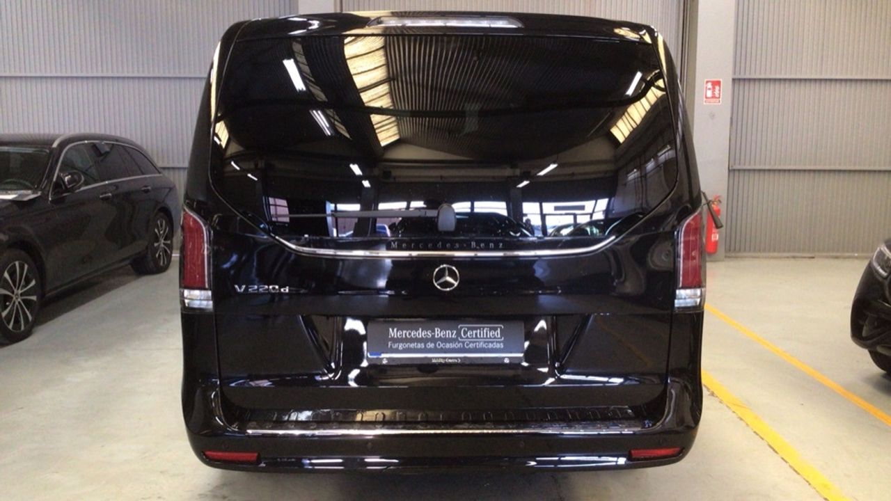 mercedes-clase-v-220d-6e-avantgarde-extralargo-imagen-28