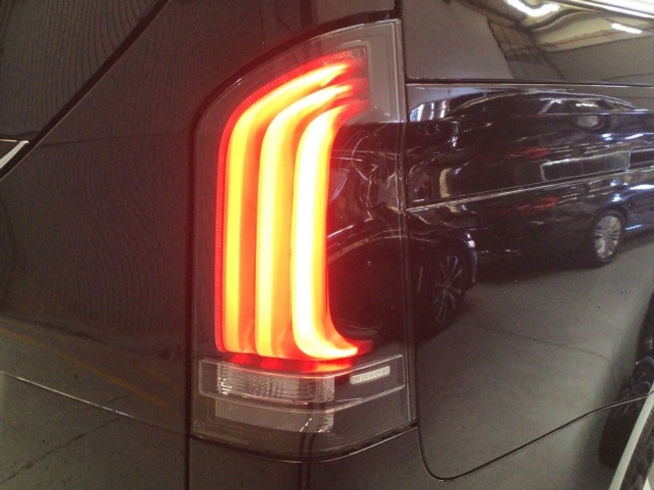 mercedes-clase-v-220d-6e-avantgarde-extralargo-imagen-13