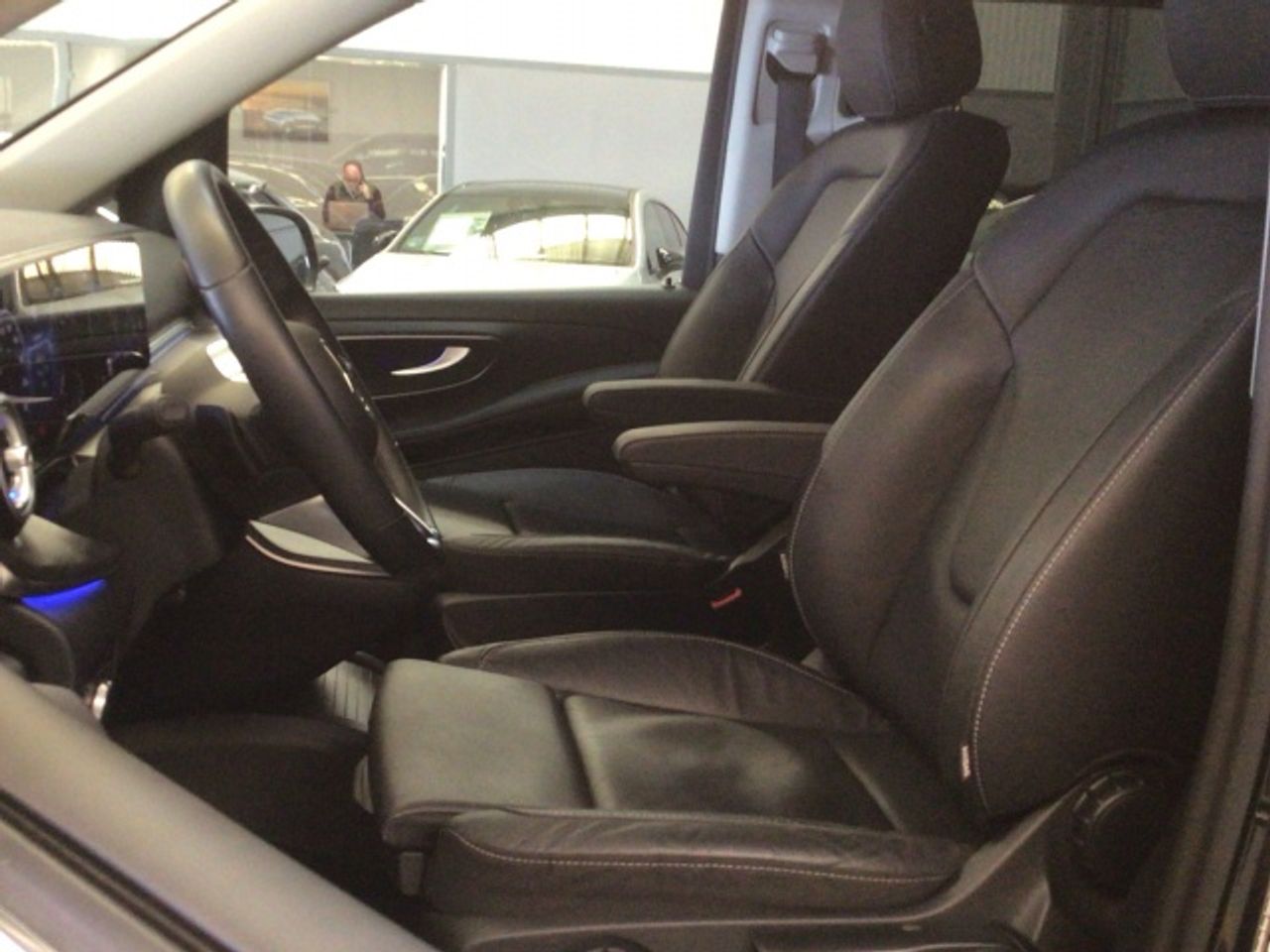 mercedes-clase-v-250d-6e-avantgarde-extralargo-imagen-6