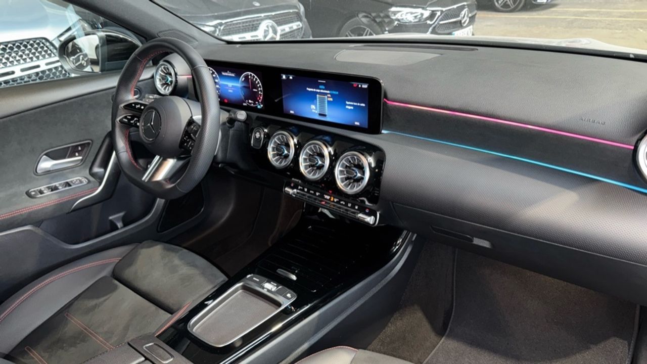 mercedes-benz-clase-c-200-d-berlina-imagen-9