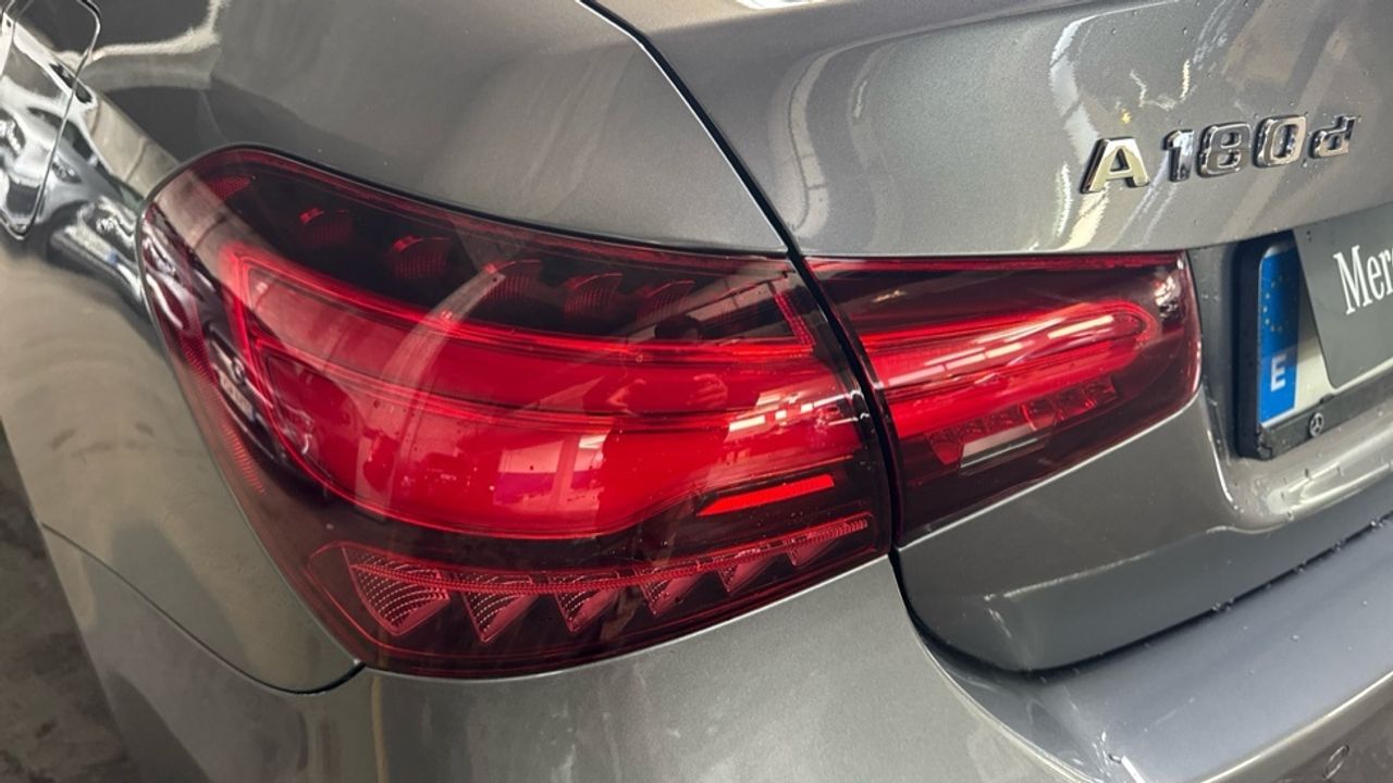mercedes-clase-a-a-180-d-sedan-imagen-24
