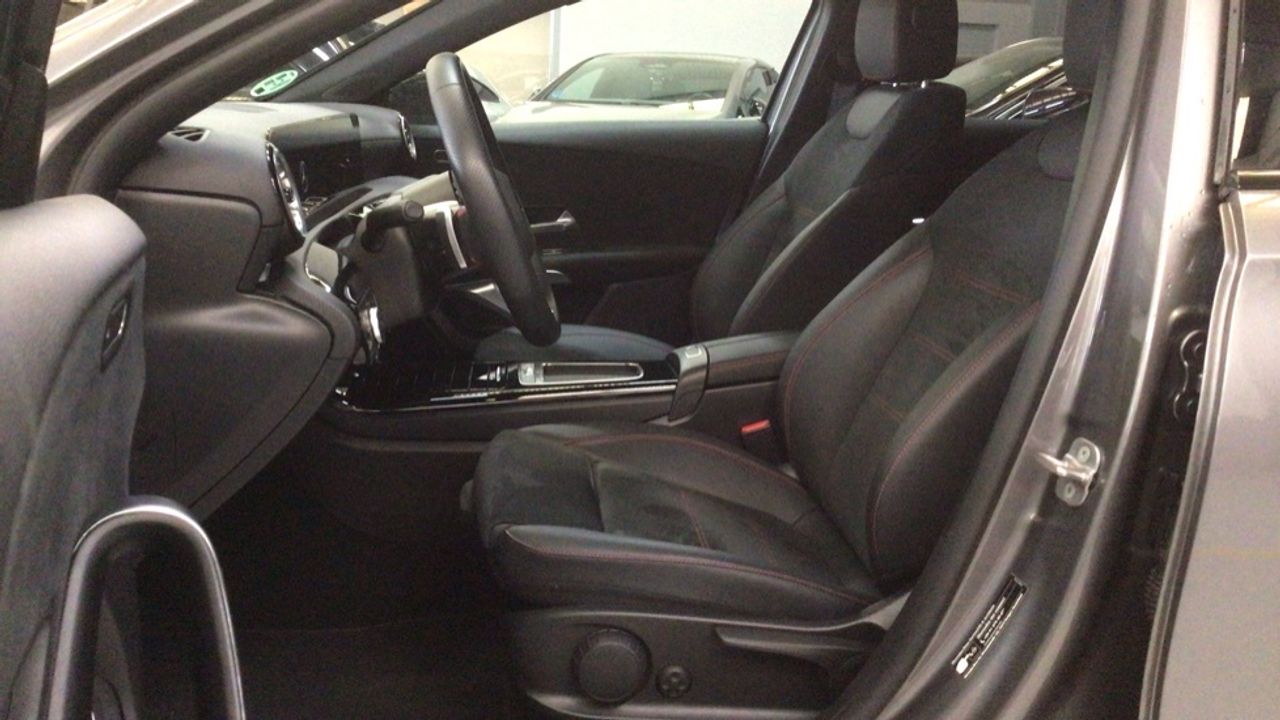 mercedes-clase-a-a-180-d-sedan-imagen-6
