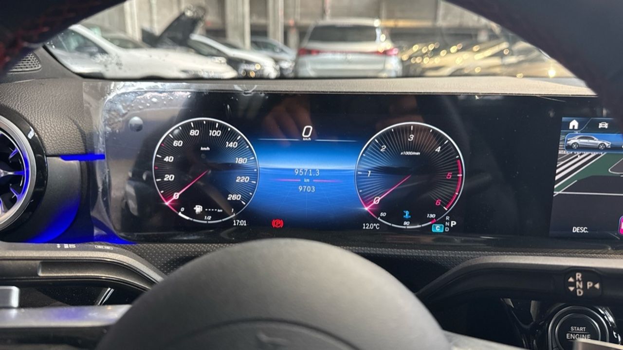 mercedes-clase-a-a-180-d-sedan-imagen-18