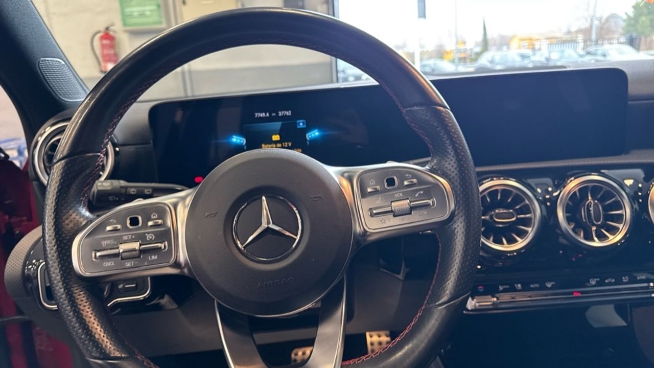 mercedes-clase-a-a-180-d-imagen-8