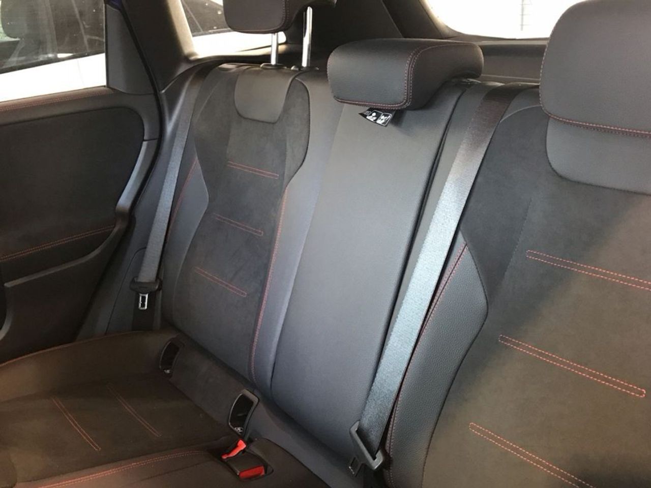 mercedes-clase-b-b-250-e-imagen-10