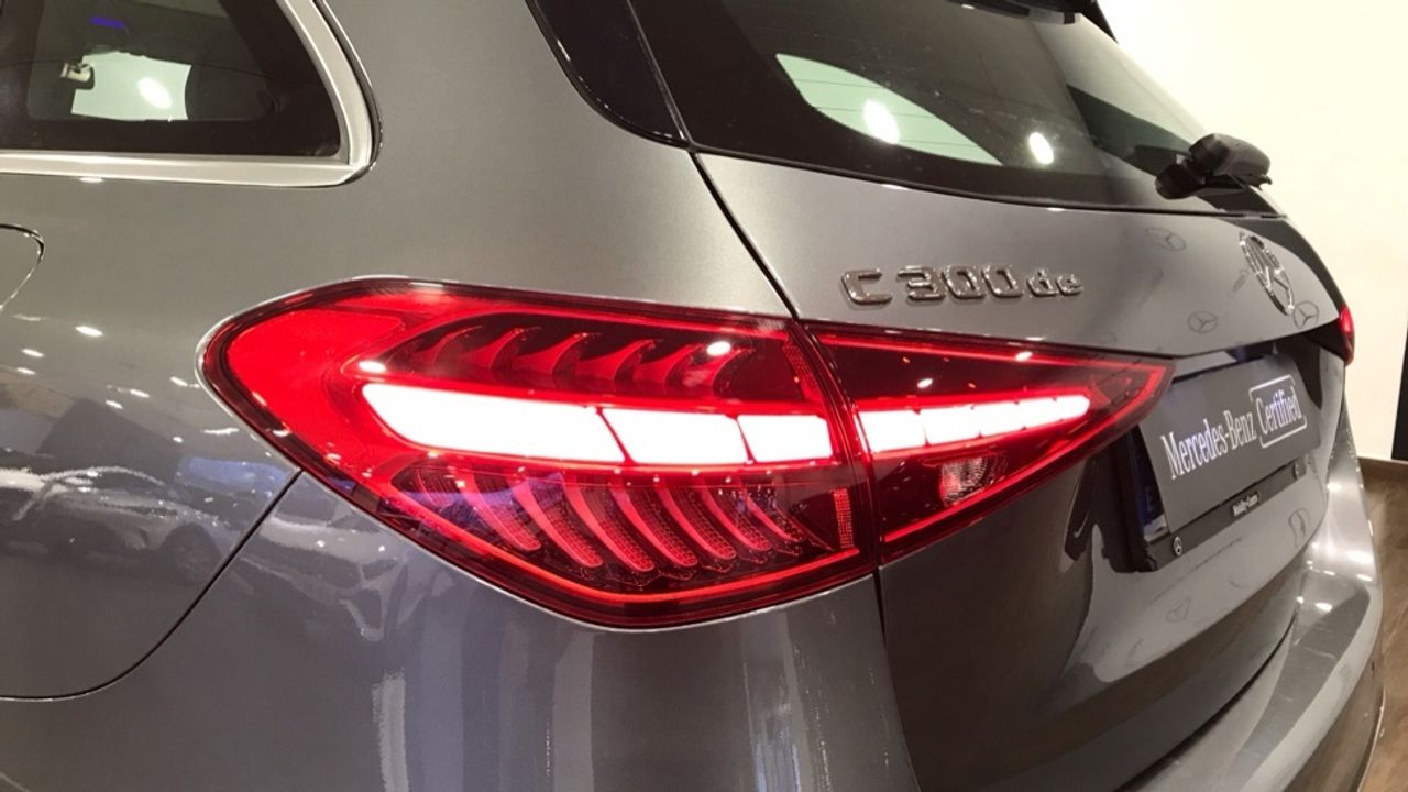 mercedes-clase-c-c-300-d-e-tecn-hib-eq-estate-imagen-23