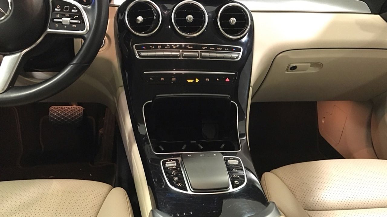 mercedes-glc-glc-220-d-4matic-imagen-18