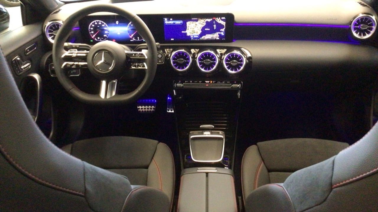 mercedes-clase-a-a-180-d-imagen-7