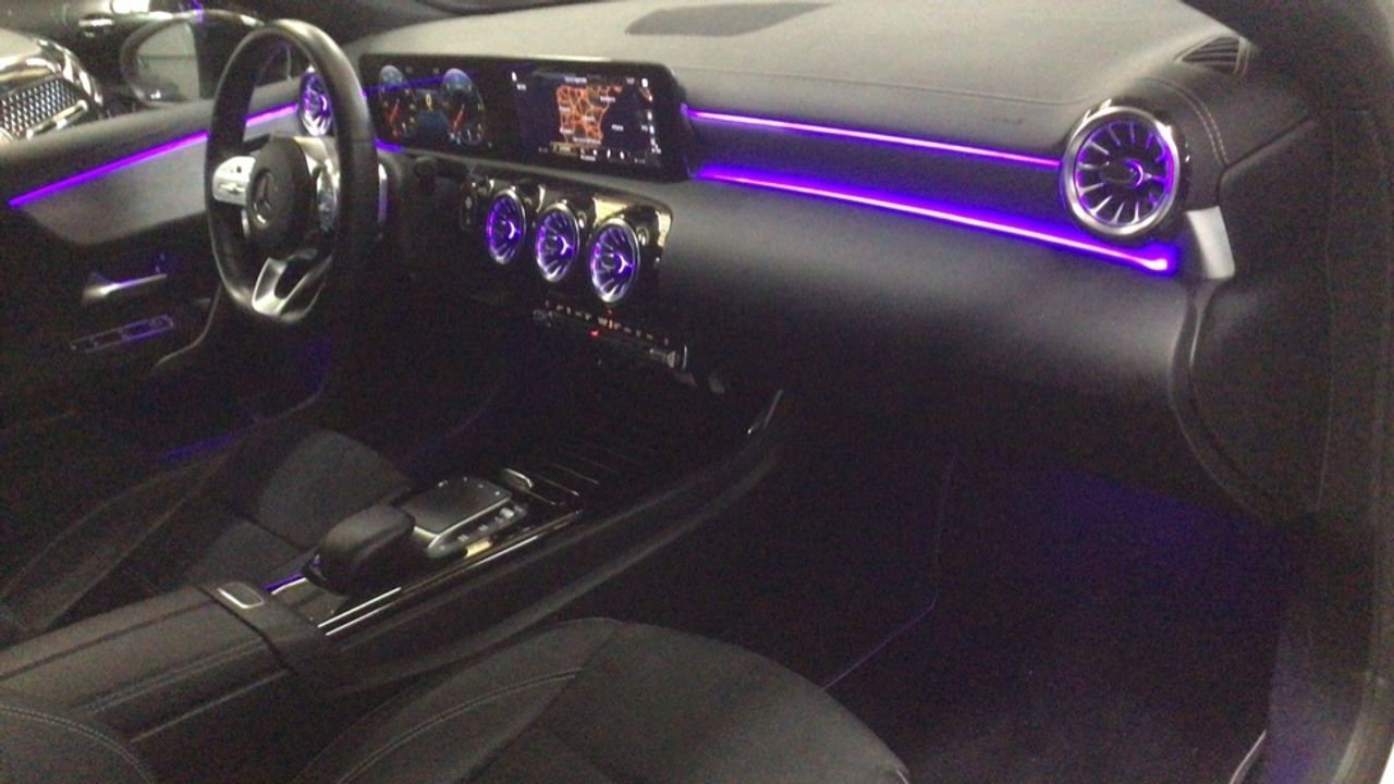 mercedes-clase-a-a-200-d-imagen-9