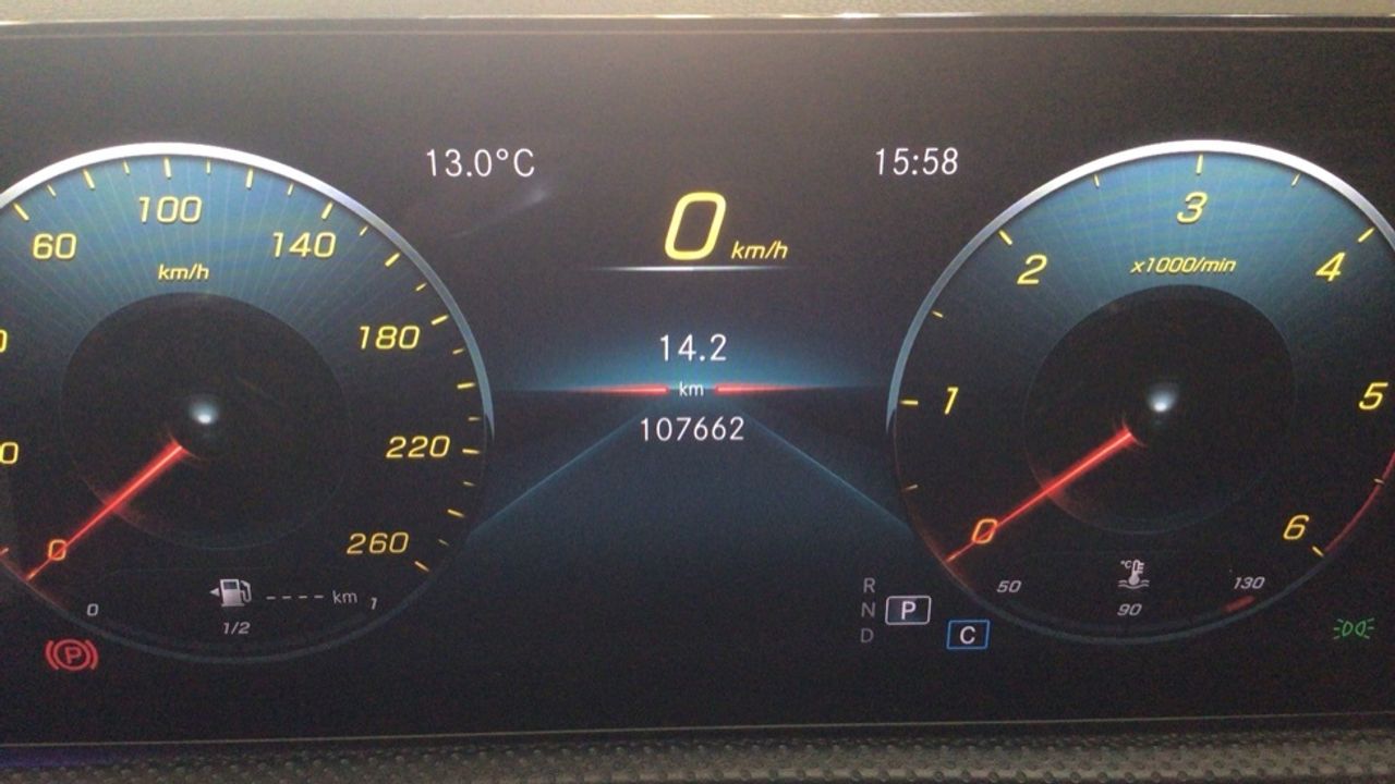 mercedes-clase-a-a-200-d-imagen-24