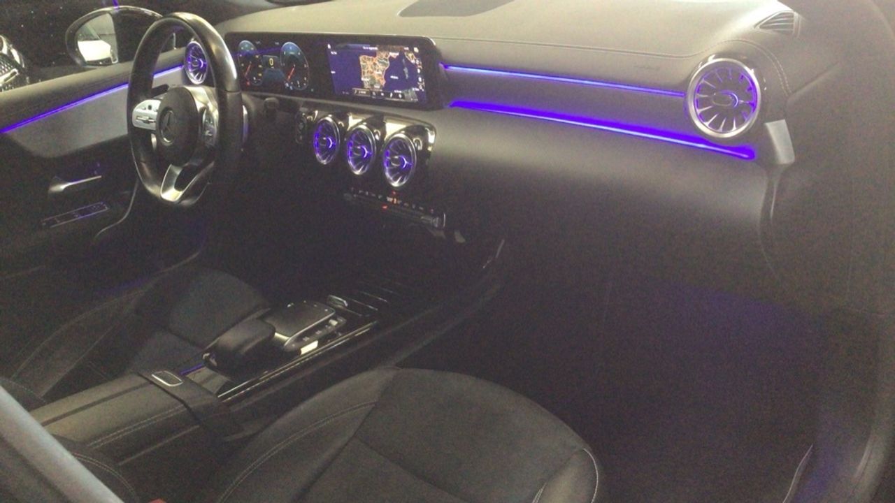 mercedes-clase-a-a-200-d-imagen-9