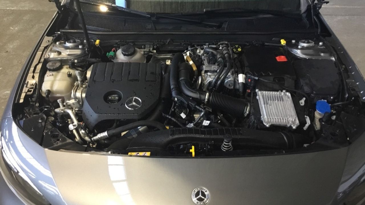 mercedes-clase-a-a-250-e-con-tecnologia-hibrida-eq-imagen-16