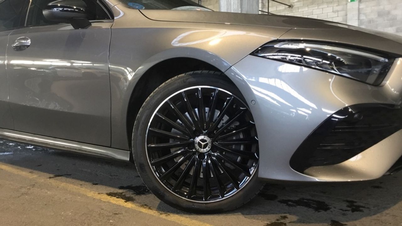 mercedes-clase-a-a-250-e-con-tecnologia-hibrida-eq-imagen-12