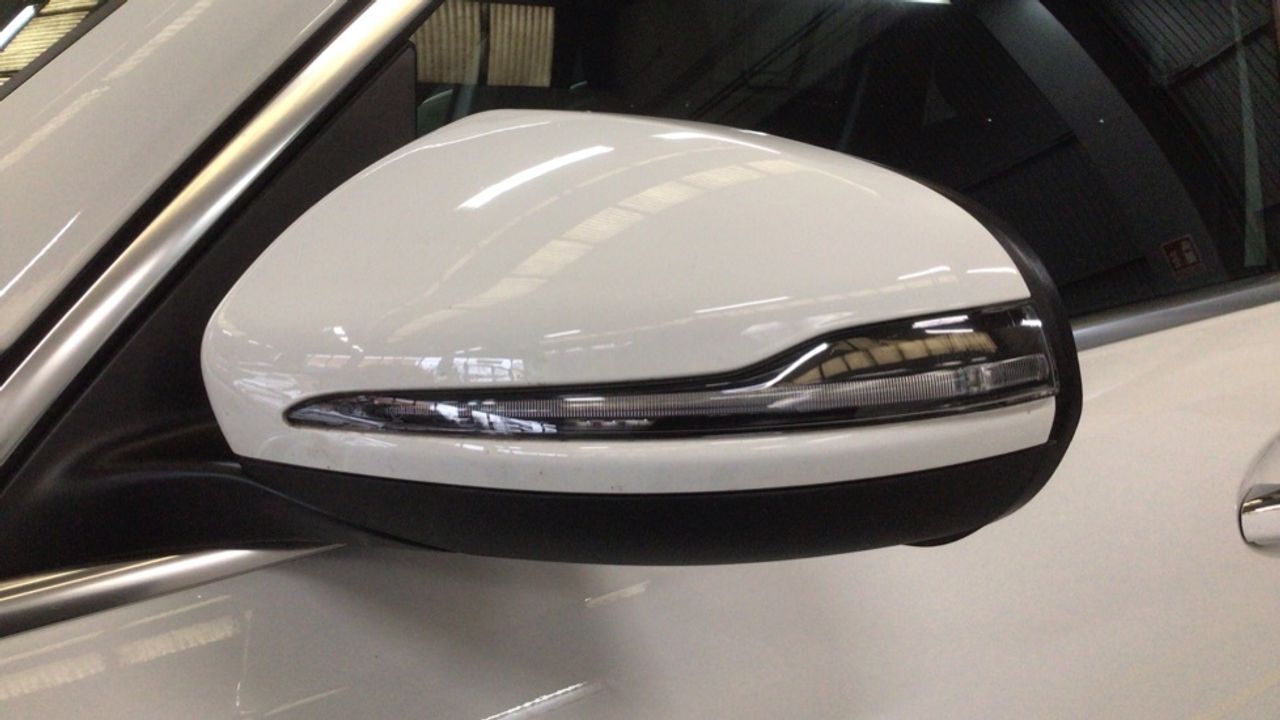 mercedes-glb-glb-200-d-4matic-imagen-15