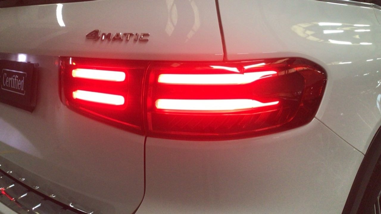 mercedes-glb-glb-200-d-4matic-imagen-14