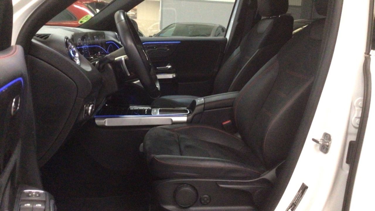 mercedes-glb-glb-200-d-4matic-imagen-6