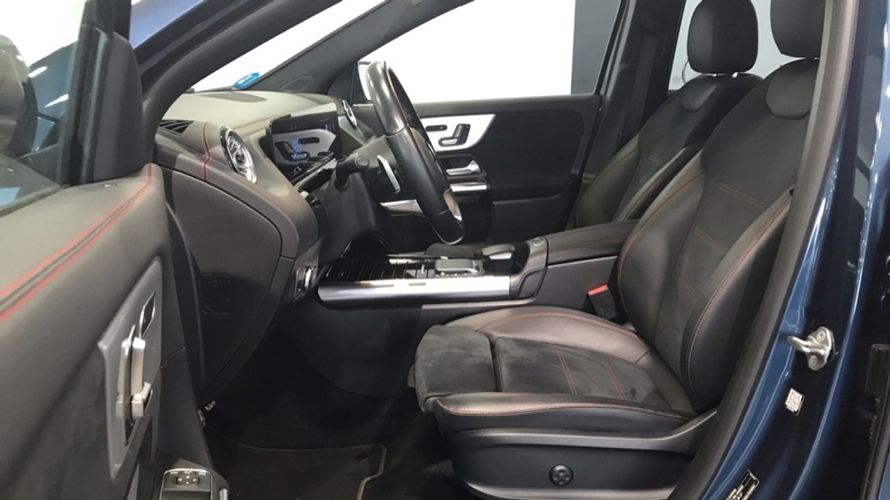 mercedes-eqa-eqa-300-4matic-imagen-6