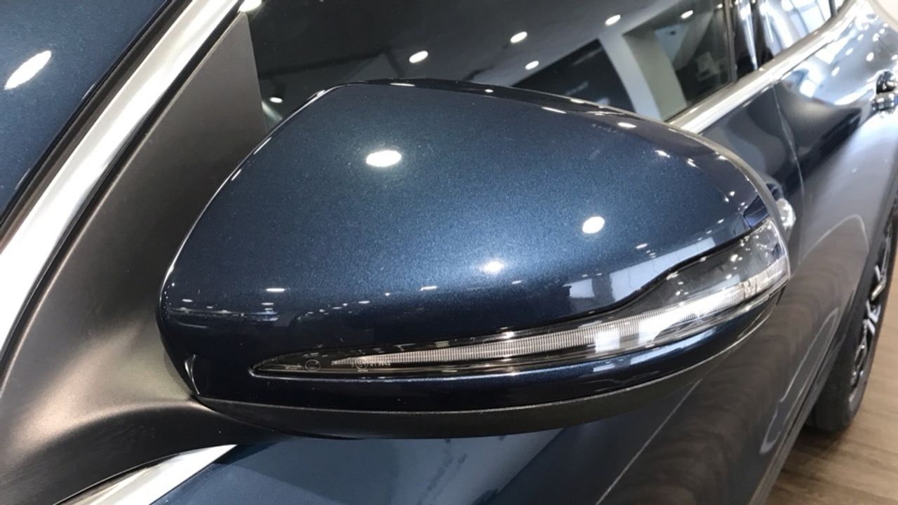 mercedes-eqa-eqa-300-4matic-imagen-16