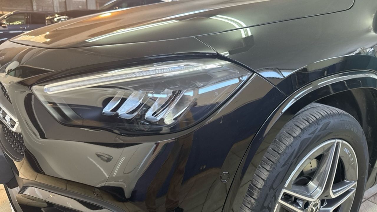 mercedes-benz-gla-250-e-con-tecnologia-hibrida-eq-imagen-13