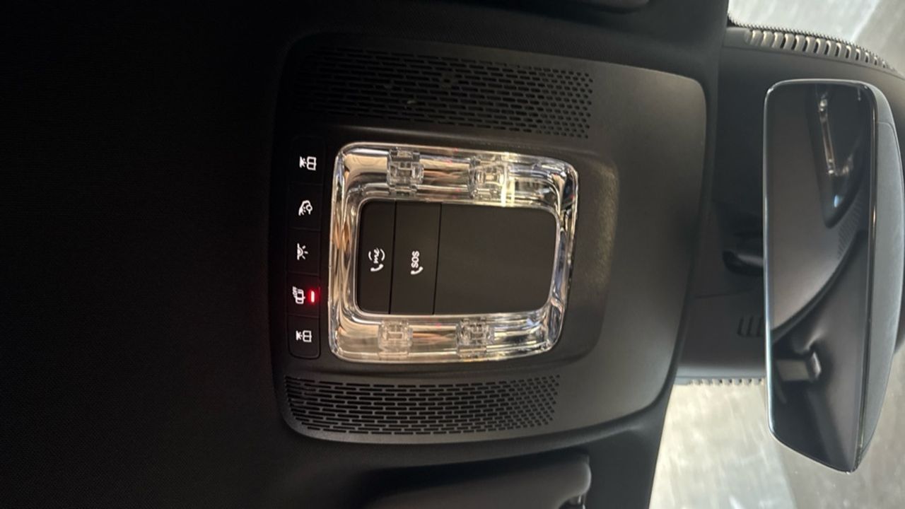 mercedes-benz-gla-250-e-con-tecnologia-hibrida-eq-imagen-17