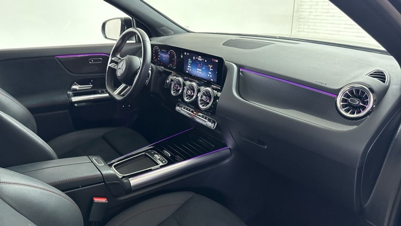 mercedes-benz-gla-250-e-con-tecnologia-hibrida-eq-imagen-9