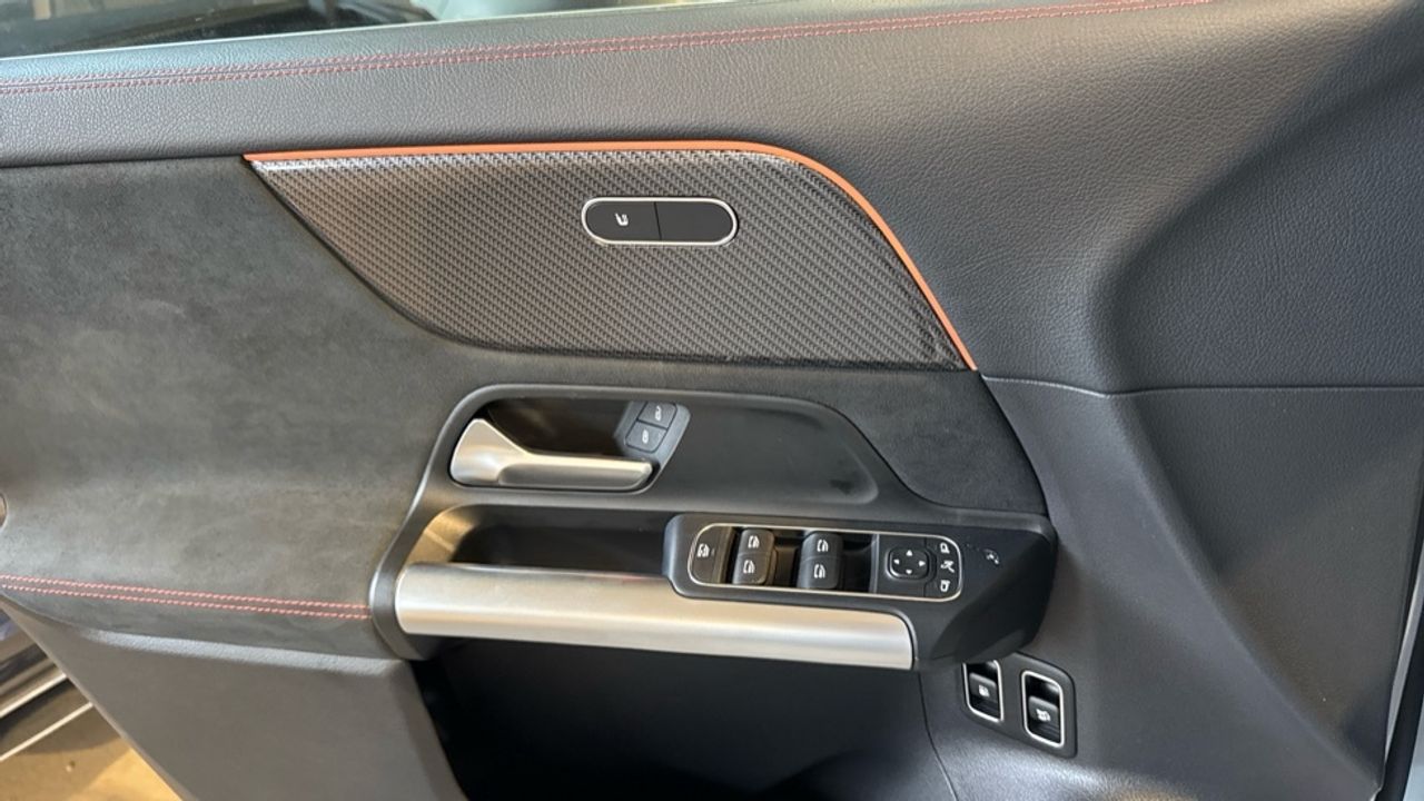 mercedes-benz-gla-250-e-con-tecnologia-hibrida-eq-imagen-21