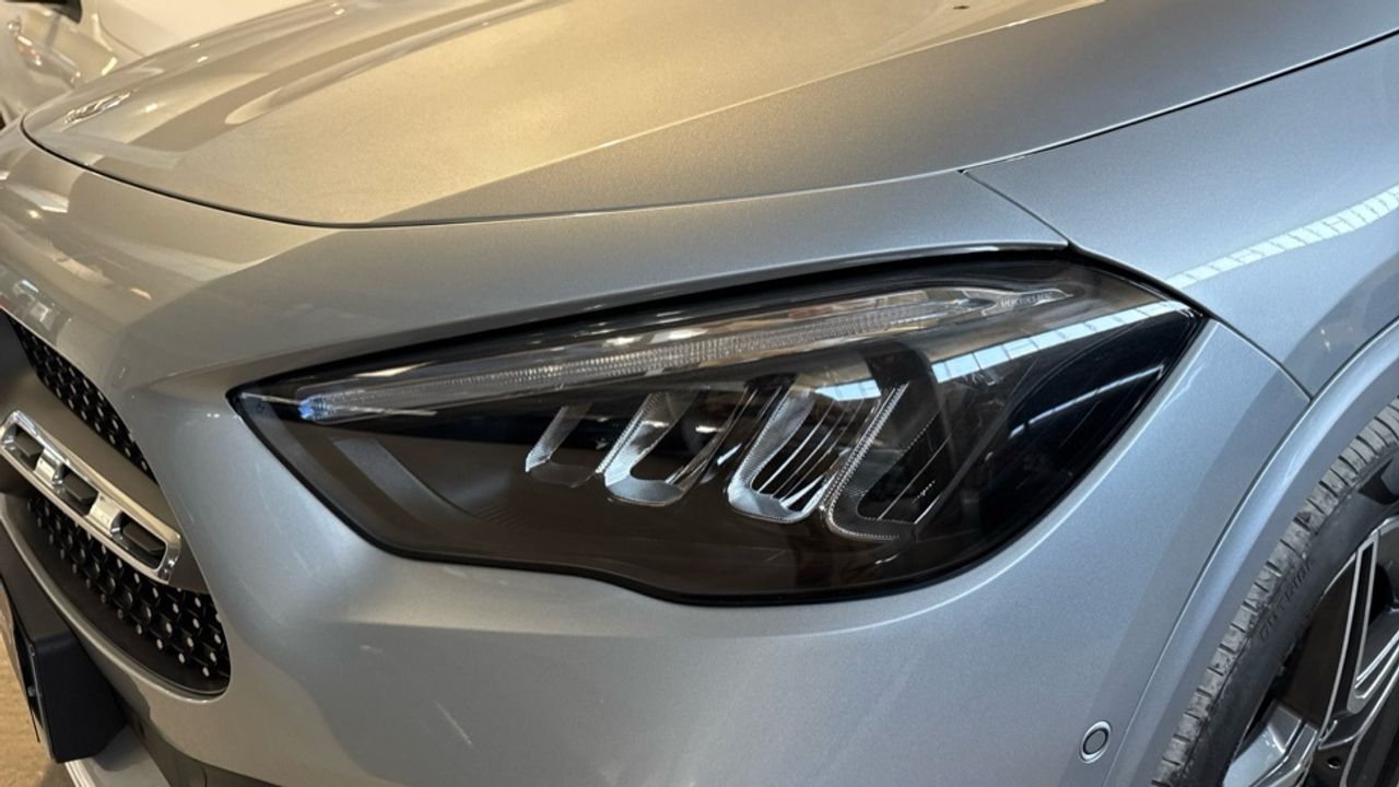 mercedes-benz-gla-250-e-con-tecnologia-hibrida-eq-imagen-13