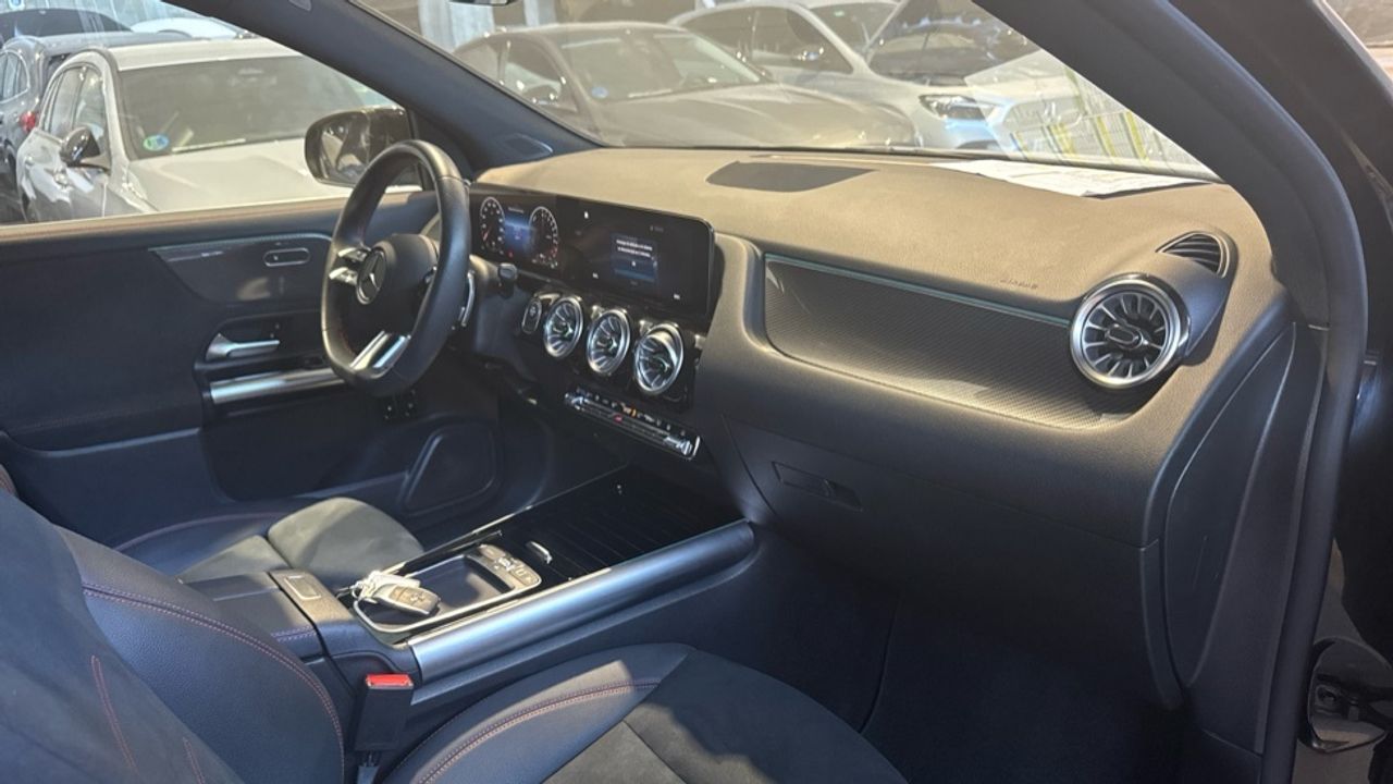 mercedes-benz-gla-250-e-con-tecnologia-hibrida-eq-imagen-9