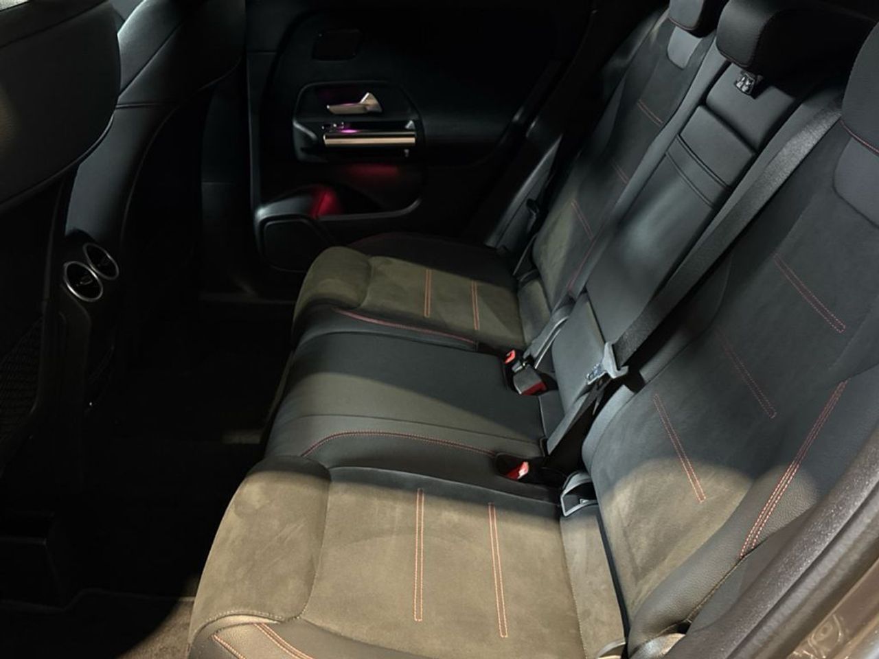 mercedes-gla-gla-250-e-con-tecnologia-hibrida-eq-imagen-10