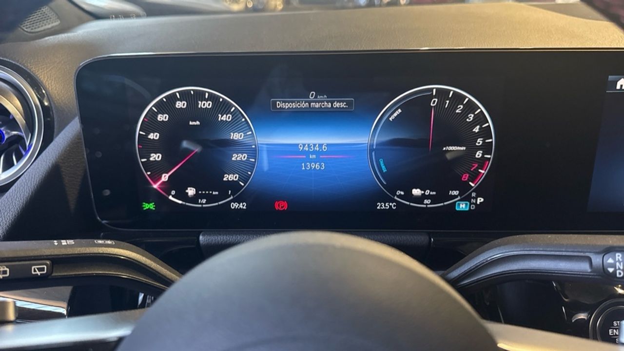 mercedes-benz-gla-250-e-con-tecnologia-hibrida-eq-imagen-16