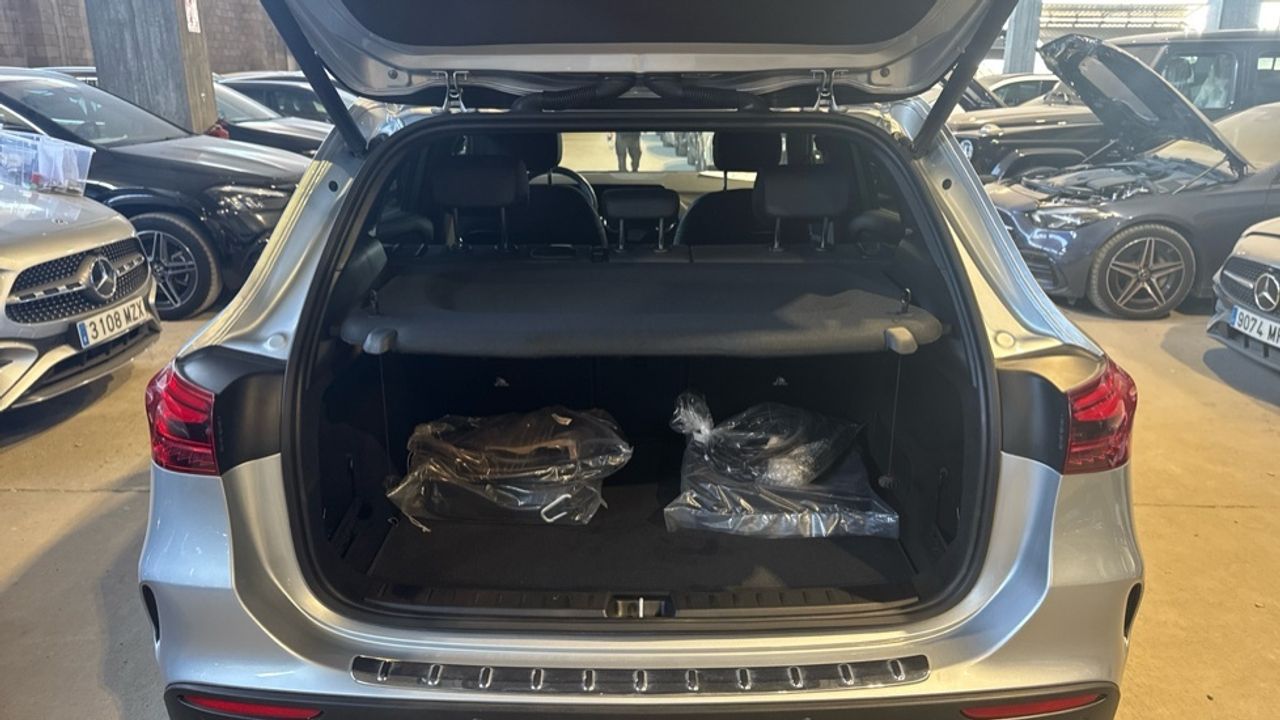 mercedes-benz-gla-250-e-con-tecnologia-hibrida-eq-imagen-12