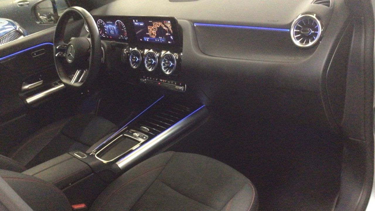 mercedes-gla-gla-250-e-con-tecnologia-hibrida-eq-imagen-9