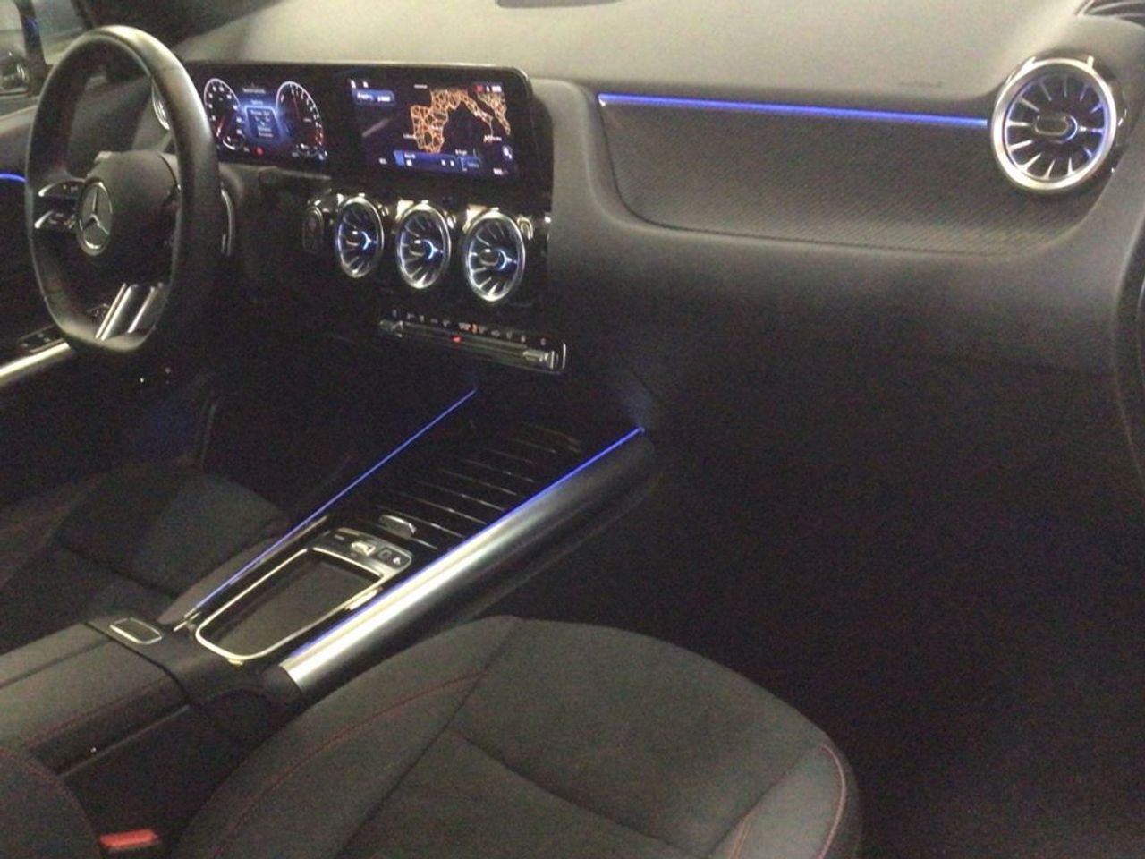 mercedes-gla-gla-250-e-con-tecnologia-hibrida-eq-imagen-9
