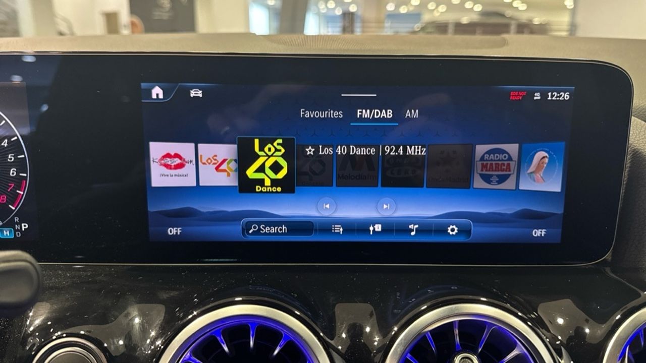 mercedes-gla-gla-250-e-con-tecnologia-hibrida-eq-imagen-18