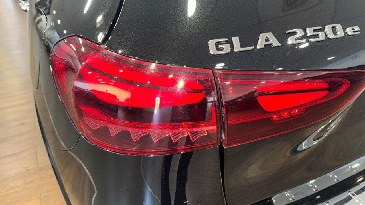 mercedes-gla-gla-250-e-con-tecnologia-hibrida-eq-imagen-22