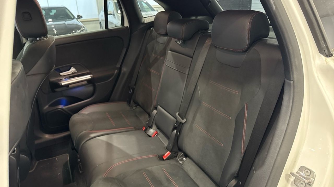 mercedes-benz-gla-250-e-con-tecnologia-hibrida-eq-imagen-10