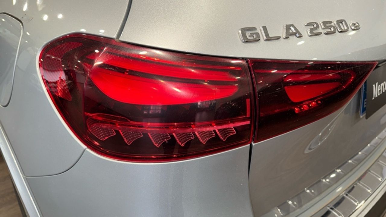 mercedes-gla-gla-250-e-con-tecnologia-hibrida-eq-imagen-22