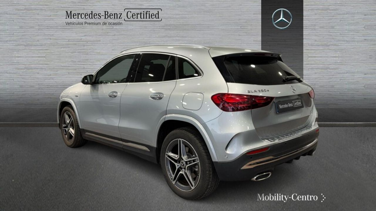 mercedes-gla-gla-250-e-con-tecnologia-hibrida-eq-imagen-3