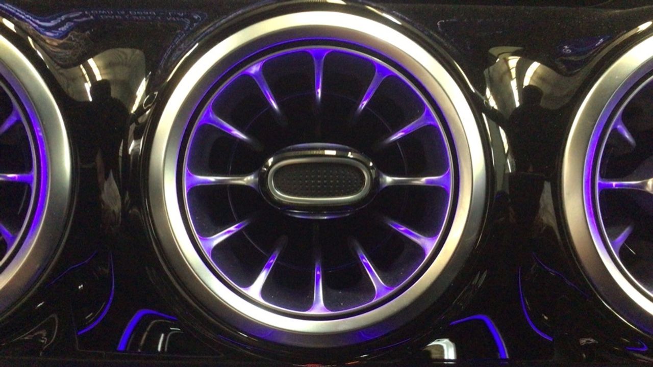 mercedes-benz-gla-250-e-con-tecnologia-hibrida-eq-imagen-18