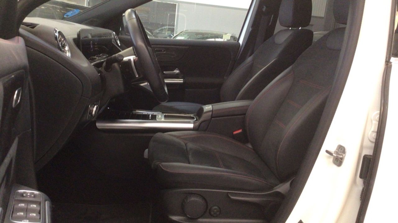 mercedes-benz-gla-250-e-con-tecnologia-hibrida-eq-imagen-6