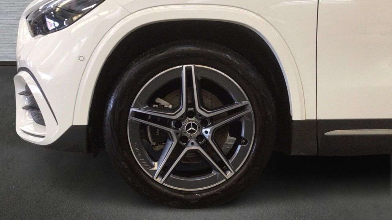 mercedes-benz-gla-250-e-con-tecnologia-hibrida-eq-imagen-4