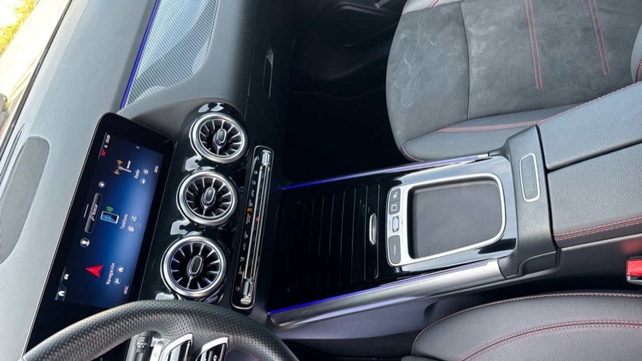 mercedes-benz-gla-250-e-con-tecnologia-hibrida-eq-imagen-20