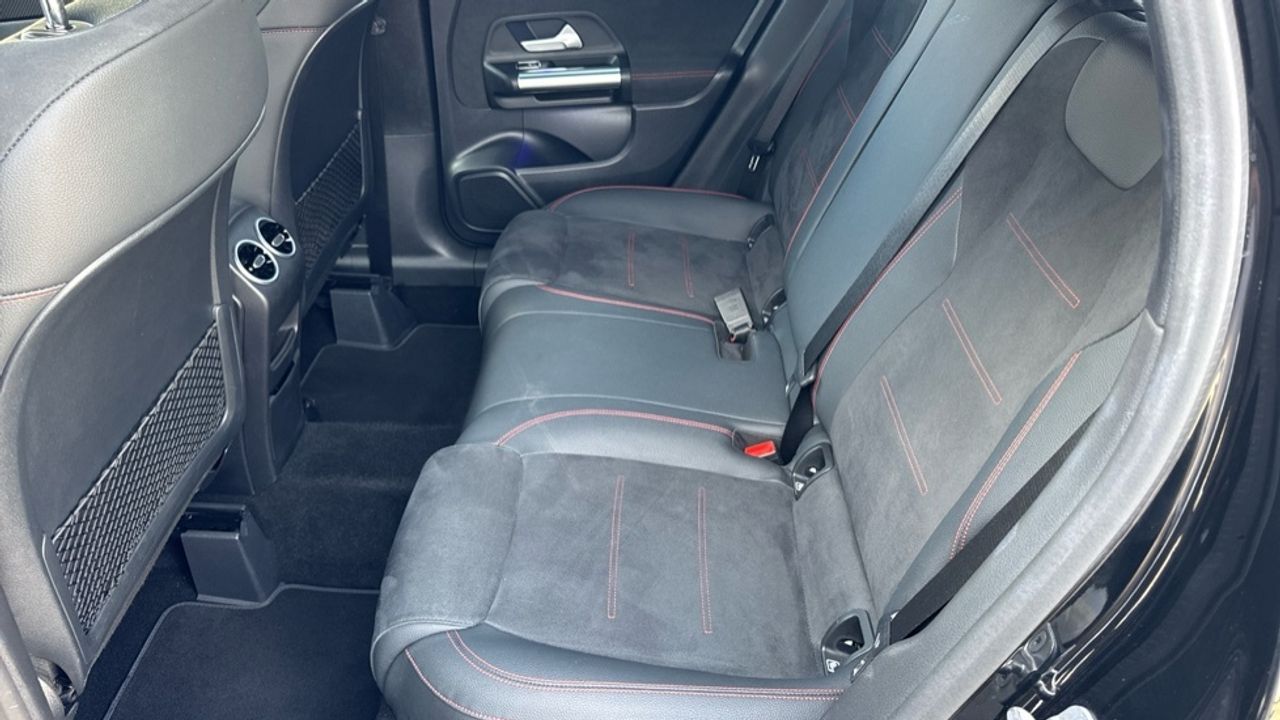 mercedes-benz-gla-250-e-con-tecnologia-hibrida-eq-imagen-10